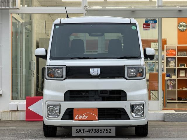 Daihatsu WAKE 2015-09 8004549-2