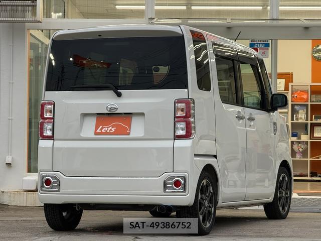 Daihatsu WAKE 2015-09 8004549-8