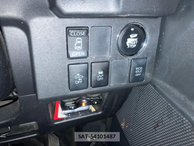 Daihatsu WAKE 2015-09 8005373-5