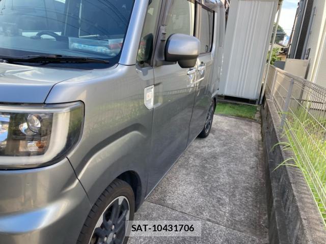 Daihatsu WAKE 2015-03 8010025-1