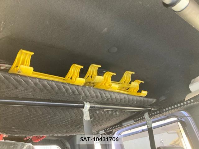 Daihatsu WAKE 2015-03 8010025-18