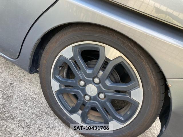 Daihatsu WAKE 2015-03 8010025-3