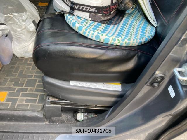 Daihatsu WAKE 2015-03 8010025-7