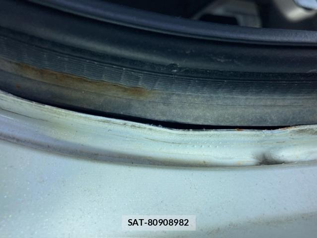 Toyota WISH 2013-08 8005224-18
