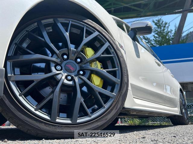 Subaru WRX STI 2019-01 8004924-16