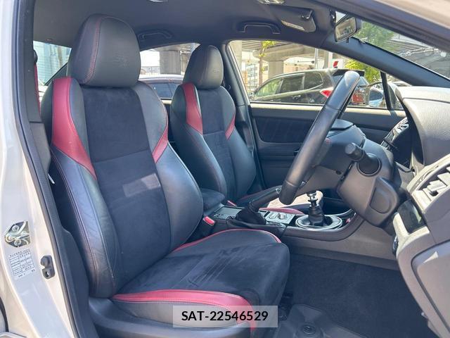 Subaru WRX STI 2019-01 8004924-9