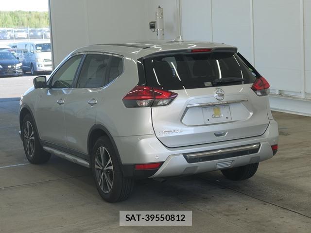 Nissan X-TRAIL 2017-07 8004265-1