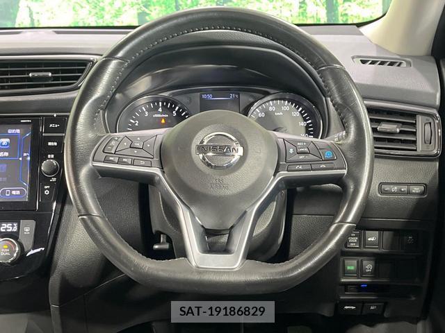 Nissan X-TRAIL 2017-11 8007709-10