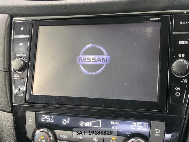 Nissan X-TRAIL 2017-11 8007709-2