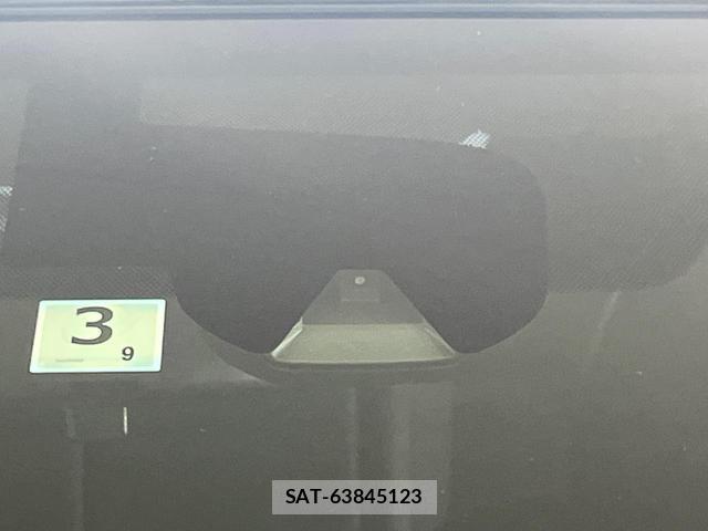 Nissan X-TRAIL 2014-03 8007713-4