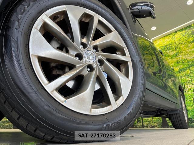 Nissan X-TRAIL 2017-06 8007872-12