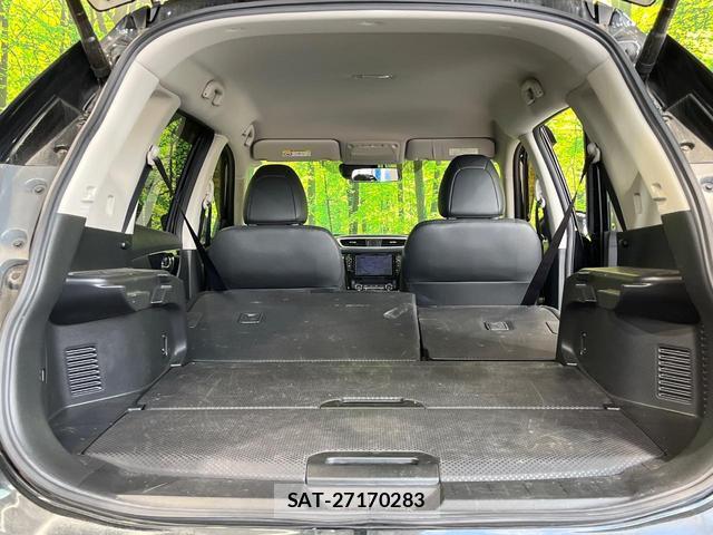 Nissan X-TRAIL 2017-06 8007872-9