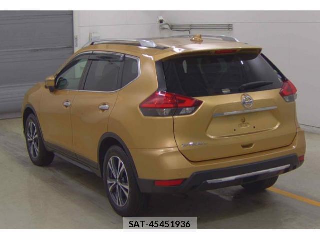 Nissan X-TRAIL 2017-10 8008180-3