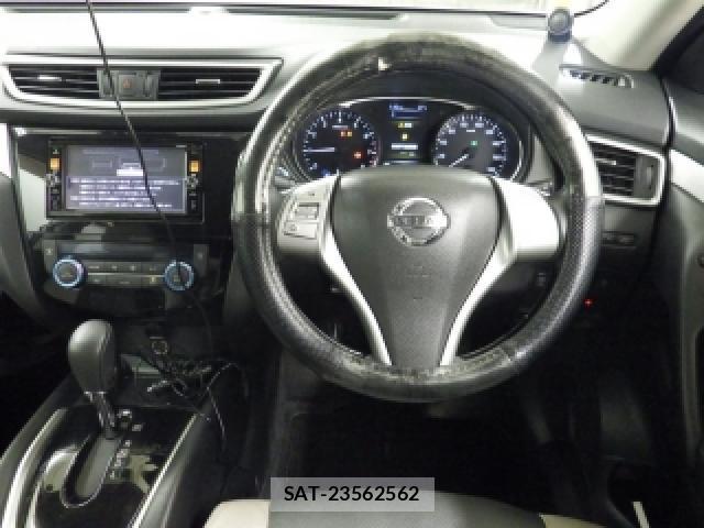 Nissan X-TRAIL 2016-03 8009292-2