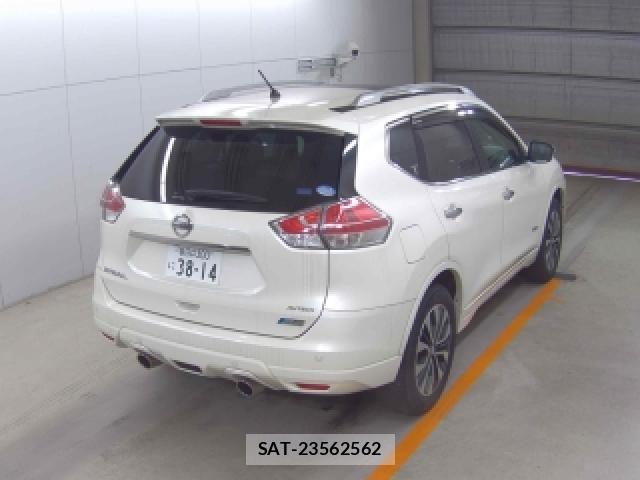 Nissan X-TRAIL 2016-03 8009292-4