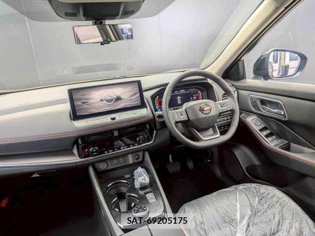 Nissan X-TRAIL 2026-03 8009381-13