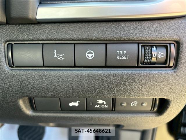 Nissan X-TRAIL 2026-03 8009551-19