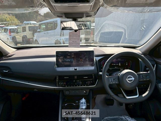 Nissan X-TRAIL 2026-03 8009551-2
