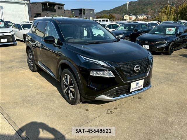 Nissan X-TRAIL 2026-03 8009551-7