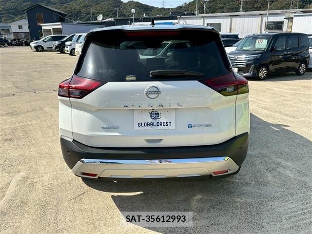 Nissan X-TRAIL 2026-03 8009552-11