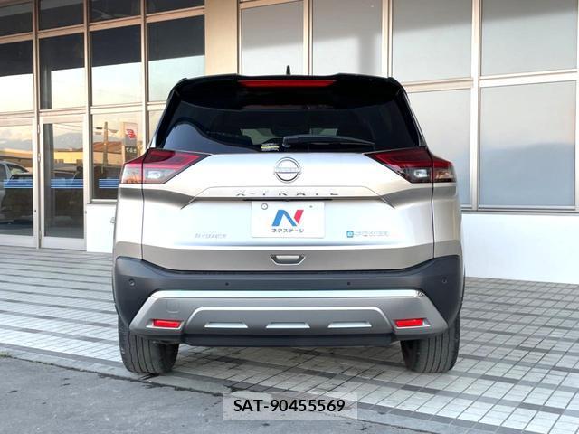 Nissan X-TRAIL 2023-04 8009912-14