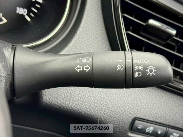Nissan X-TRAIL 2021-02 8009918-12