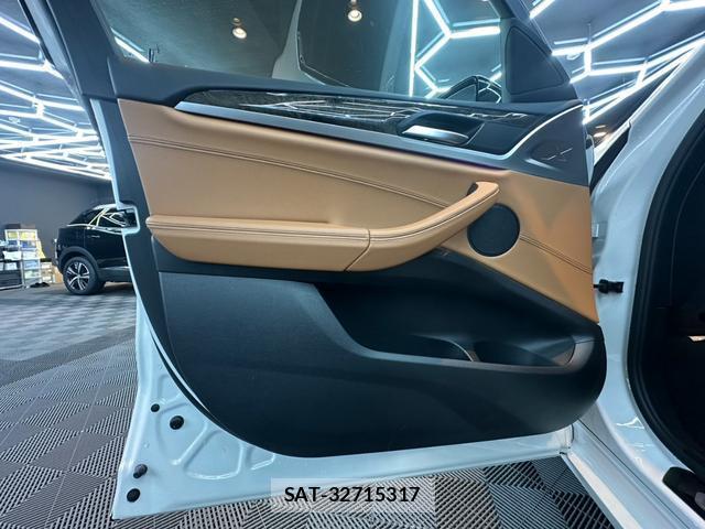 Bmw X4 2021-07 8010654-14