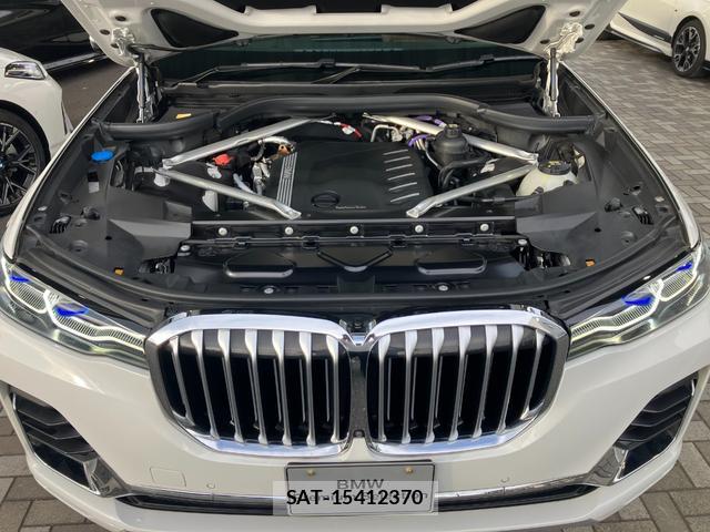 Bmw X7 2021-10 8011819-10