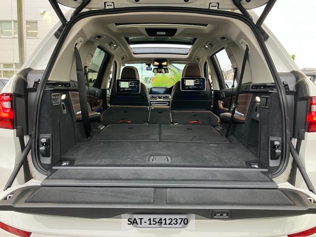 Bmw X7 2021-10 8011819-19