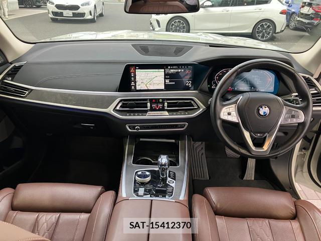 Bmw X7 2021-10 8011819-2