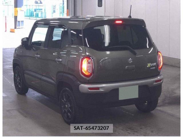 Suzuki X BEE 2021-09 8003279-1