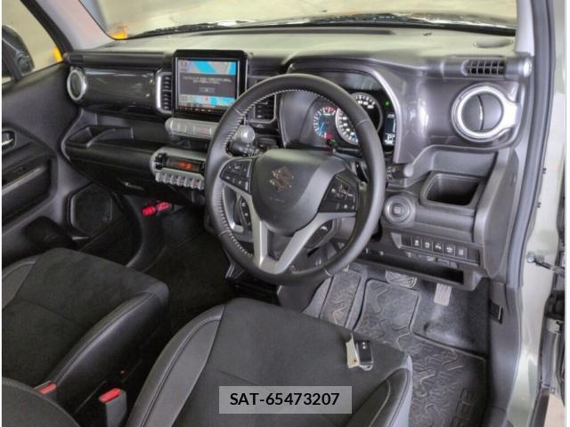Suzuki X BEE 2021-09 8003279-2