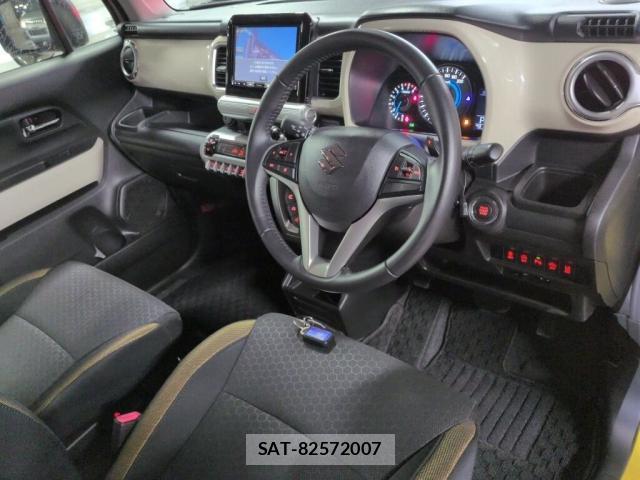 Suzuki X BEE 2019-08 8003284-2
