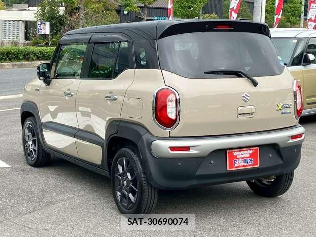 Suzuki X BEE 2019-12 8003901-10