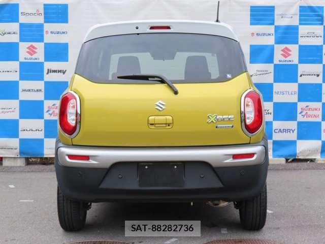 Suzuki X BEE 2021-07 8005124-1