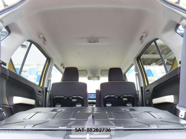 Suzuki X BEE 2021-07 8005124-3