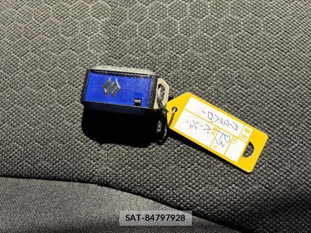 Suzuki X BEE 2021-08 8006305-16