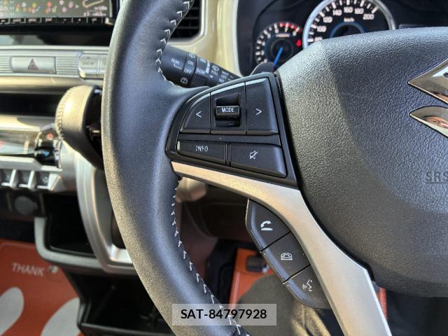 Suzuki X BEE 2021-08 8006305-17