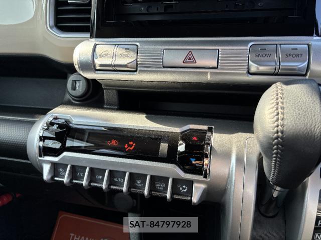 Suzuki X BEE 2021-08 8006305-19