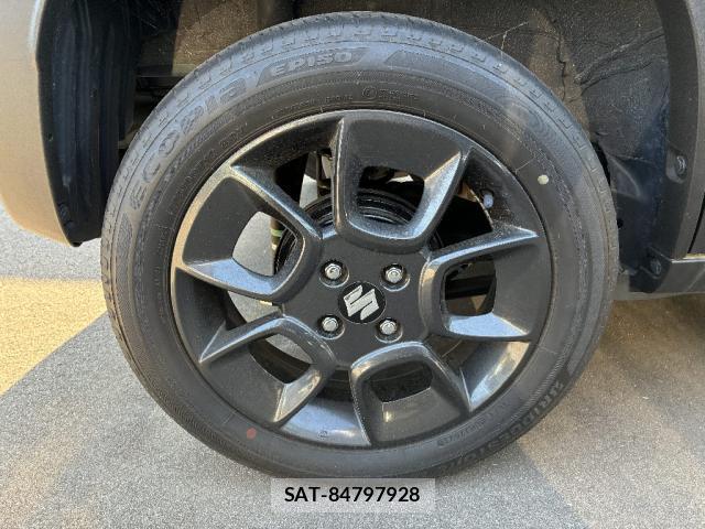 Suzuki X BEE 2021-08 8006305-7