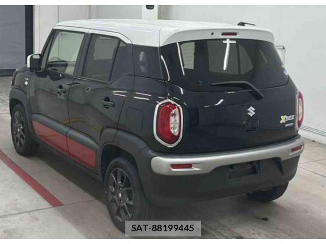 Suzuki X BEE 2021-06 8007988-4