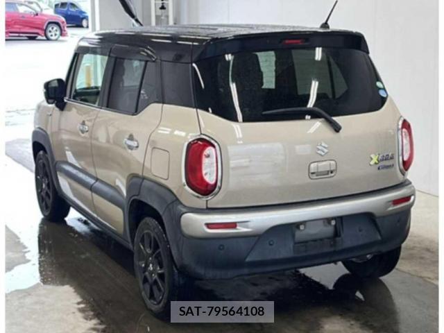 Suzuki X BEE 2019-07 8008207-4