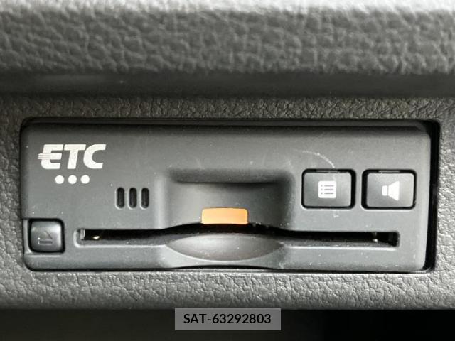 Suzuki X BEE 2021-08 8008367-17