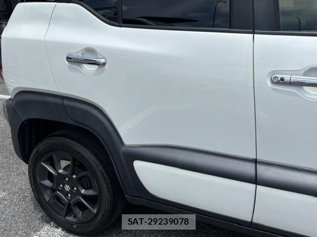 Suzuki X BEE 2018-10 8008748-10
