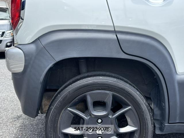 Suzuki X BEE 2018-10 8008748-11