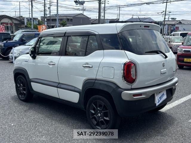 Suzuki X BEE 2018-10 8008748-6