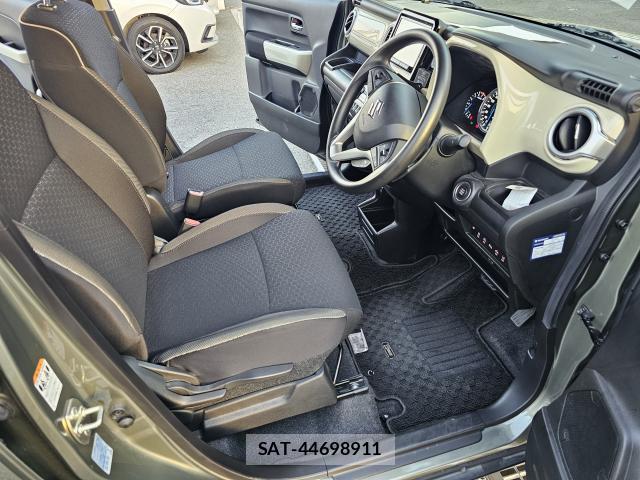 Suzuki X BEE 2023-11 8008902-3