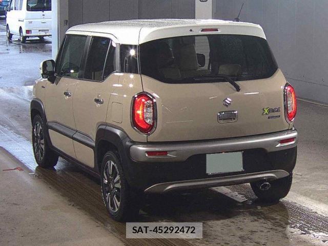 Suzuki X BEE 2023-11 8009236-1
