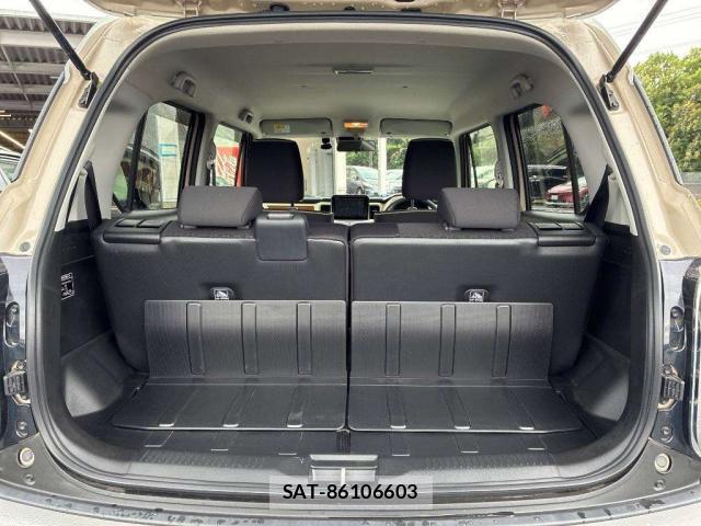 Suzuki X BEE 2019-08 8010238-4