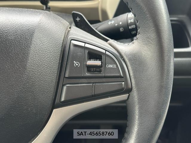 Suzuki X BEE 2019-09 8010387-5